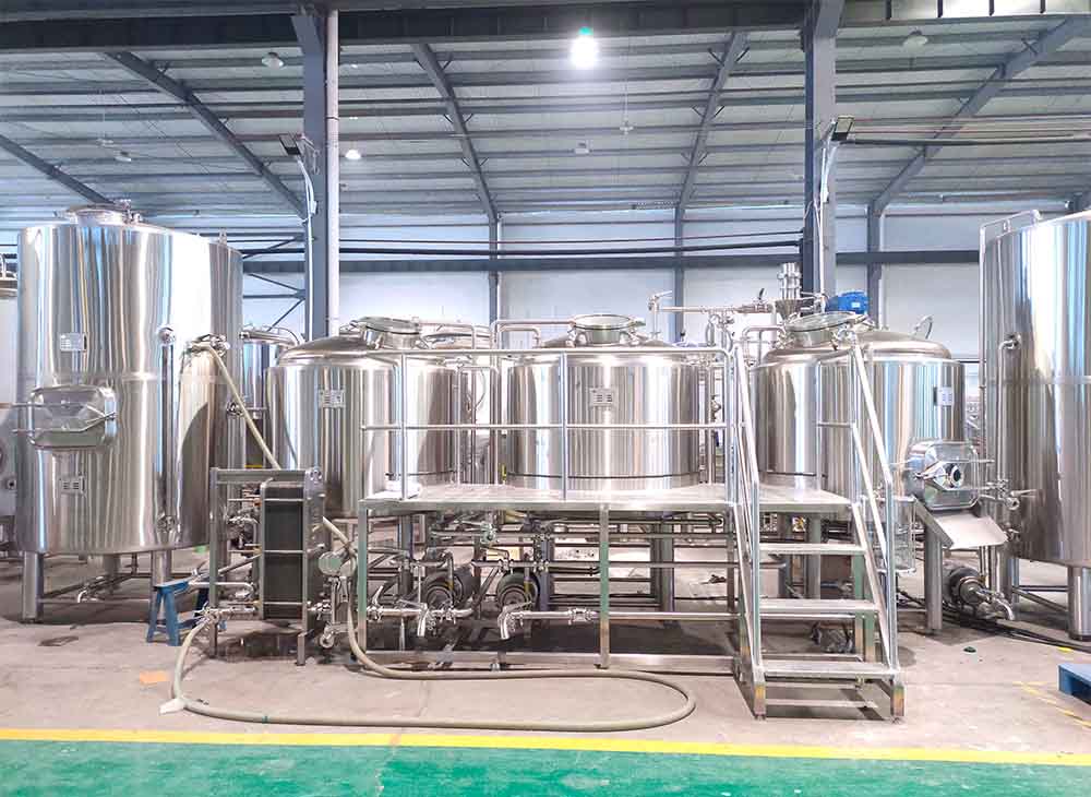 <b>3-Vessel Brewhouse</b>